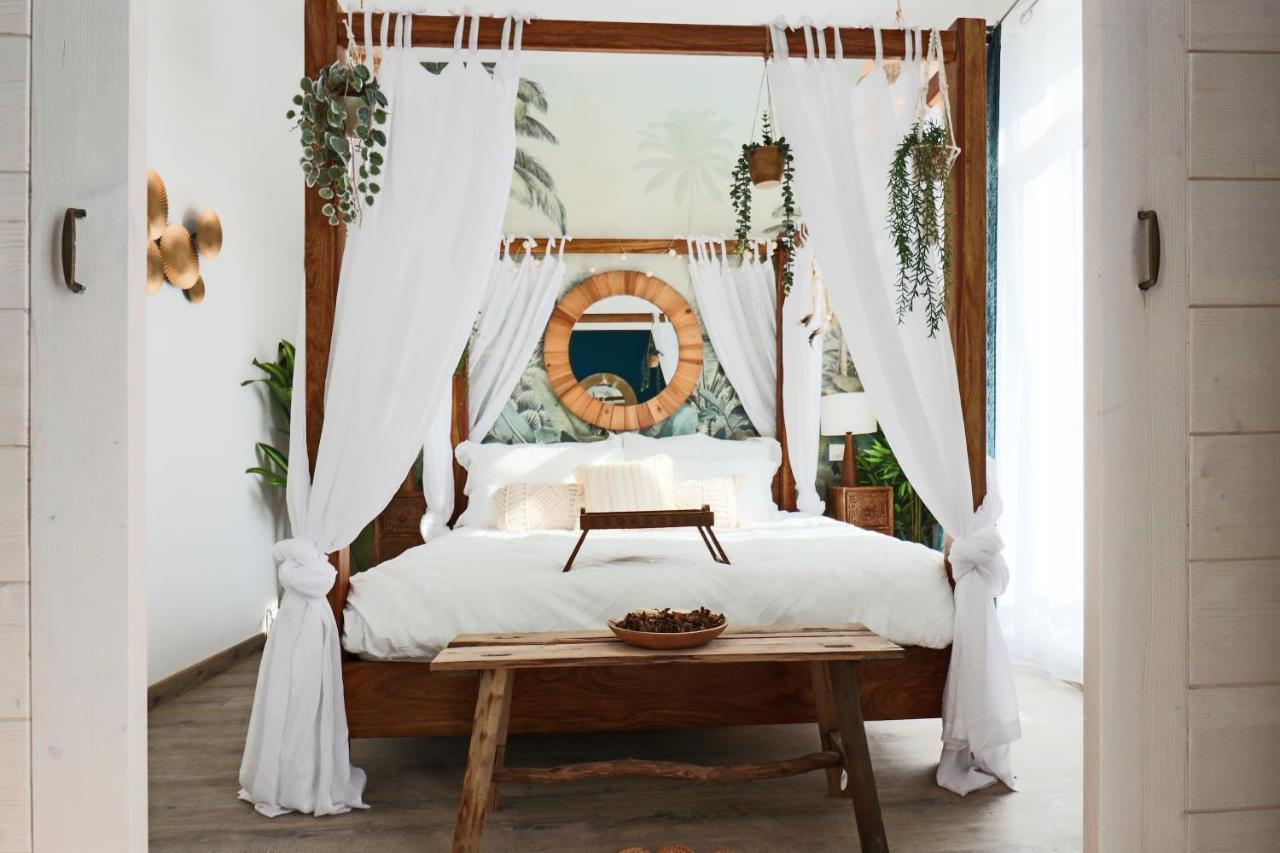 Superbe Suite Bali - Ecran Cinema - Clim - เบซิเยร์ ภายนอก รูปภาพ