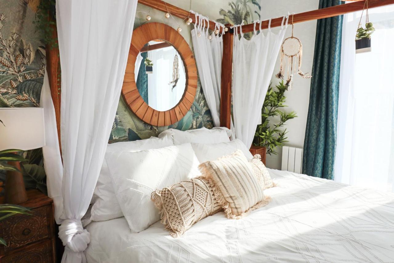 Superbe Suite Bali - Ecran Cinema - Clim - เบซิเยร์ ภายนอก รูปภาพ