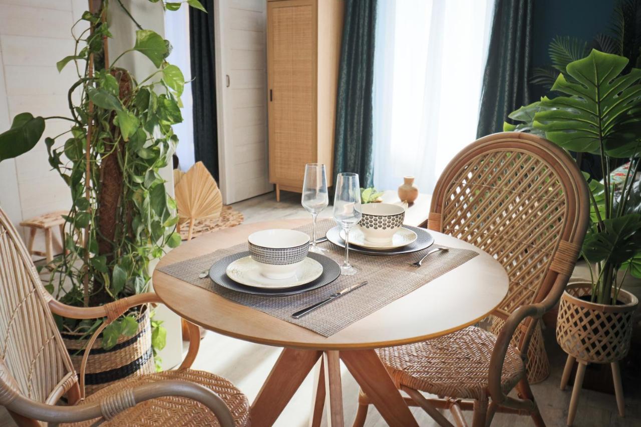 Superbe Suite Bali - Ecran Cinema - Clim - เบซิเยร์ ภายนอก รูปภาพ